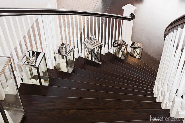 Lanterns add simple elegance