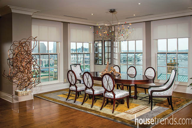 Outdoor sculpture dresses up a dining room