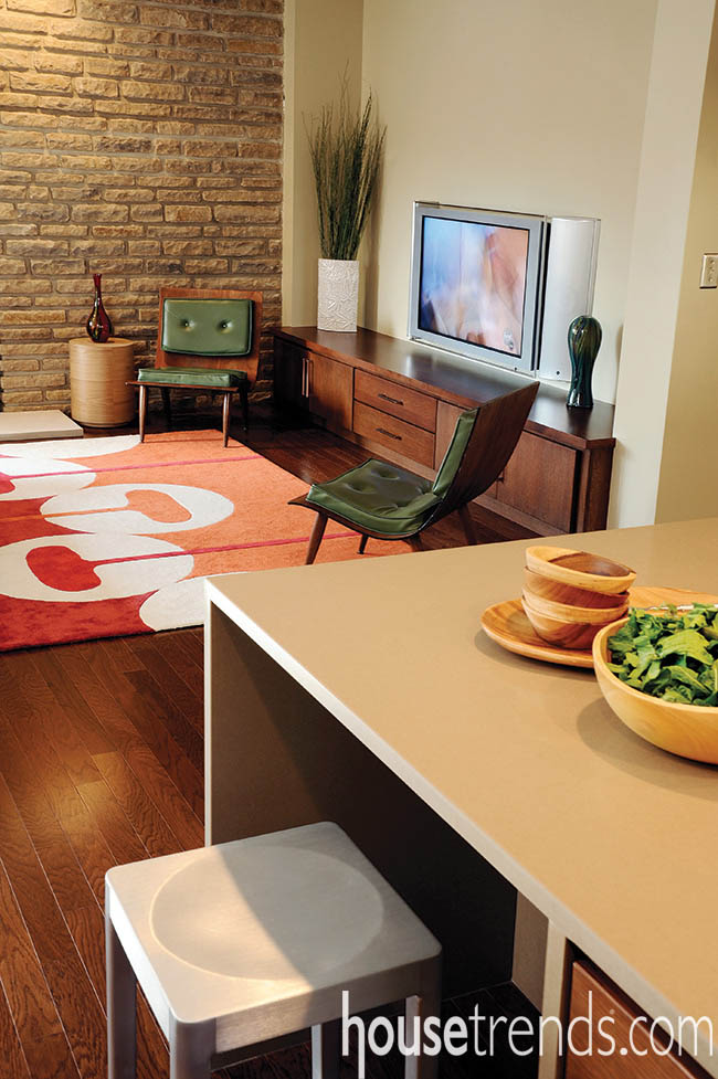 Family room flaunts a vintage design