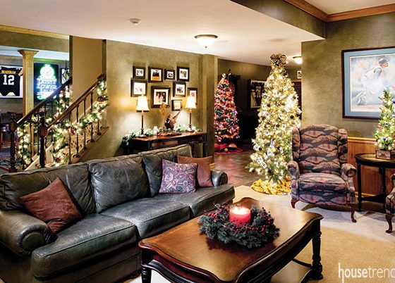 Christmas tree favors the Steelers