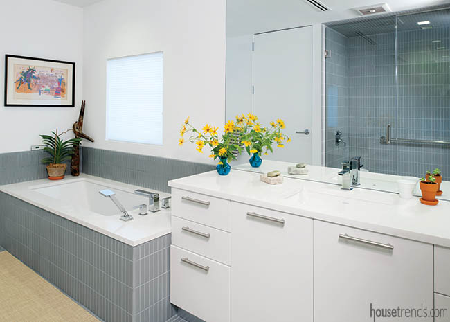 Master bath with low-flow plumbing fixtures