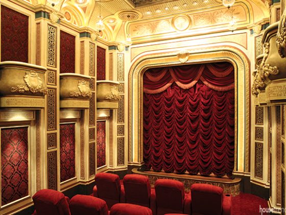 Theater room design mixes traditional design and modern conveniences