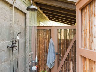 Shower fixtures for outdoors