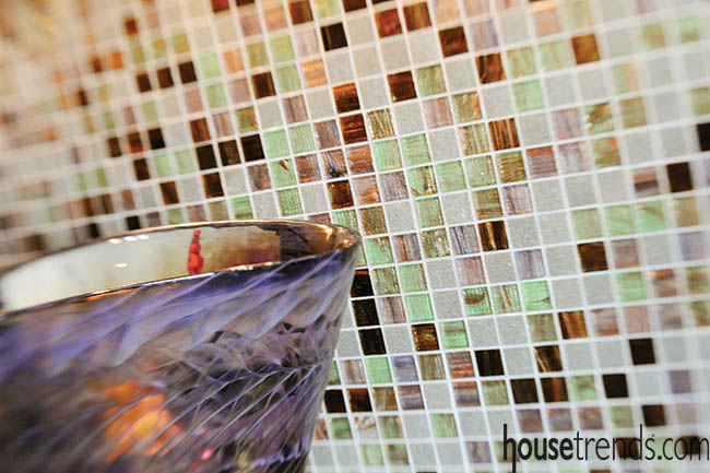Mosaic tiles add eye-pleasing color