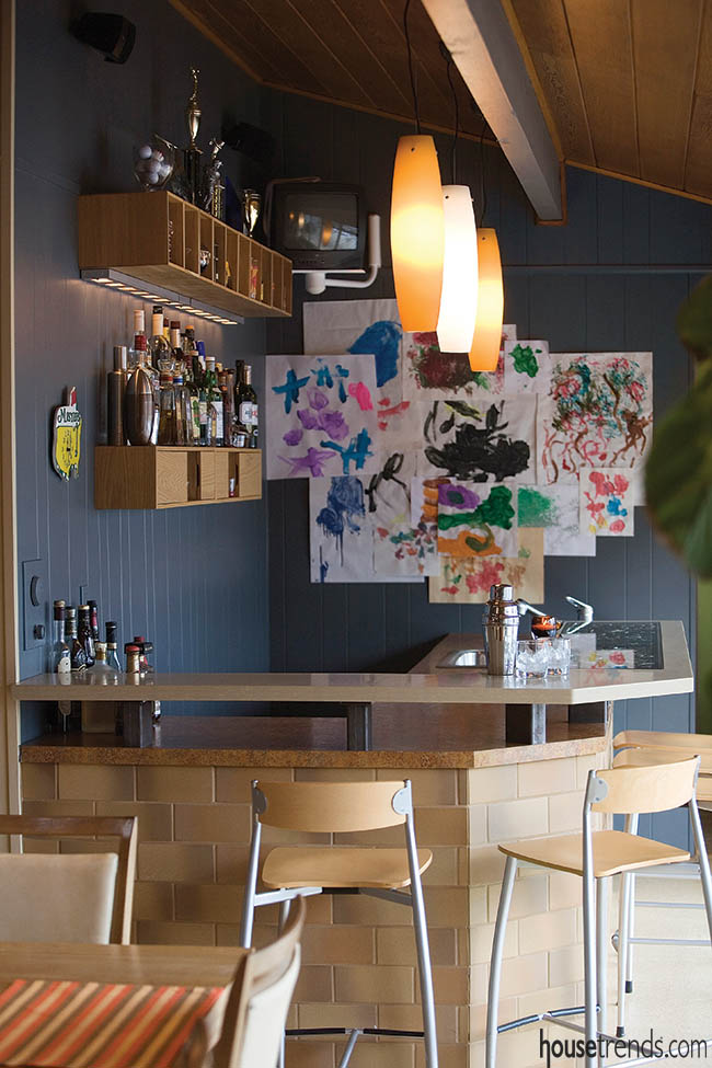Home bar enables easy access to drinks
