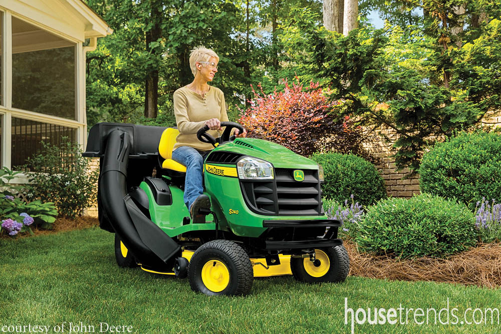 Landscape edging keeps your grass in tip-top shape