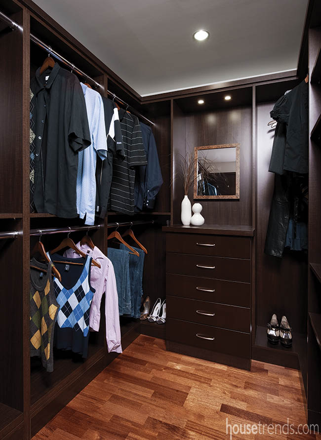 Custom closets add storage to a condo