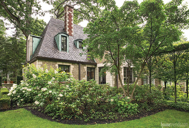 Landscaping plan offers plenty of outdoor living spaces