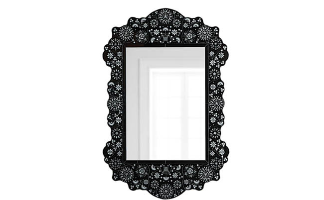 Classic mirror design in traditional colors