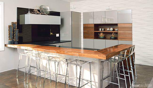 Modern kitchen design with a quick cleanup
