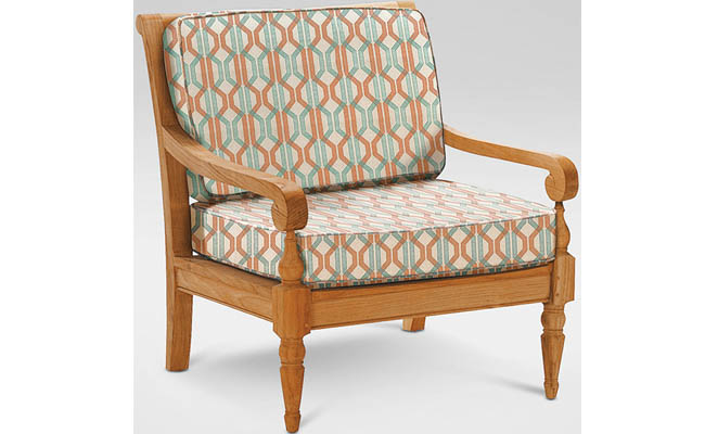 Cushions customize an outdoor lounge chair