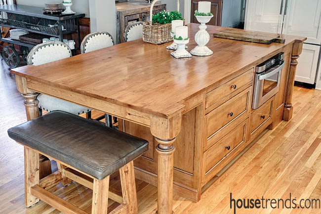 Microwave drawer gets a central location