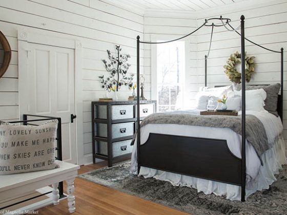 White shiplap establishes a rustic theme