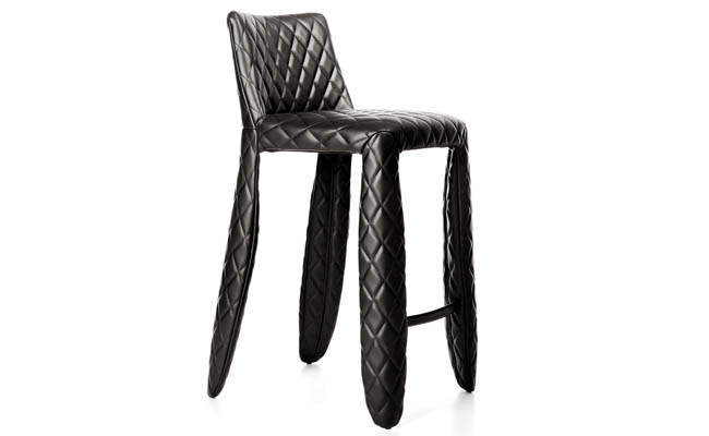 Cushy bar stool design