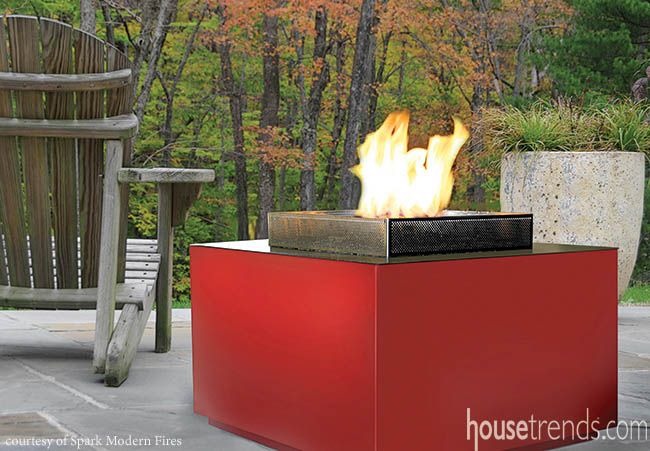Outdoor fire pit gets a contemporary update