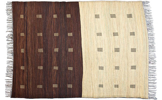 Floor mat embraces neutrals