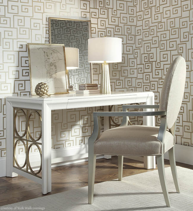 Wallpaper with a playful pattern