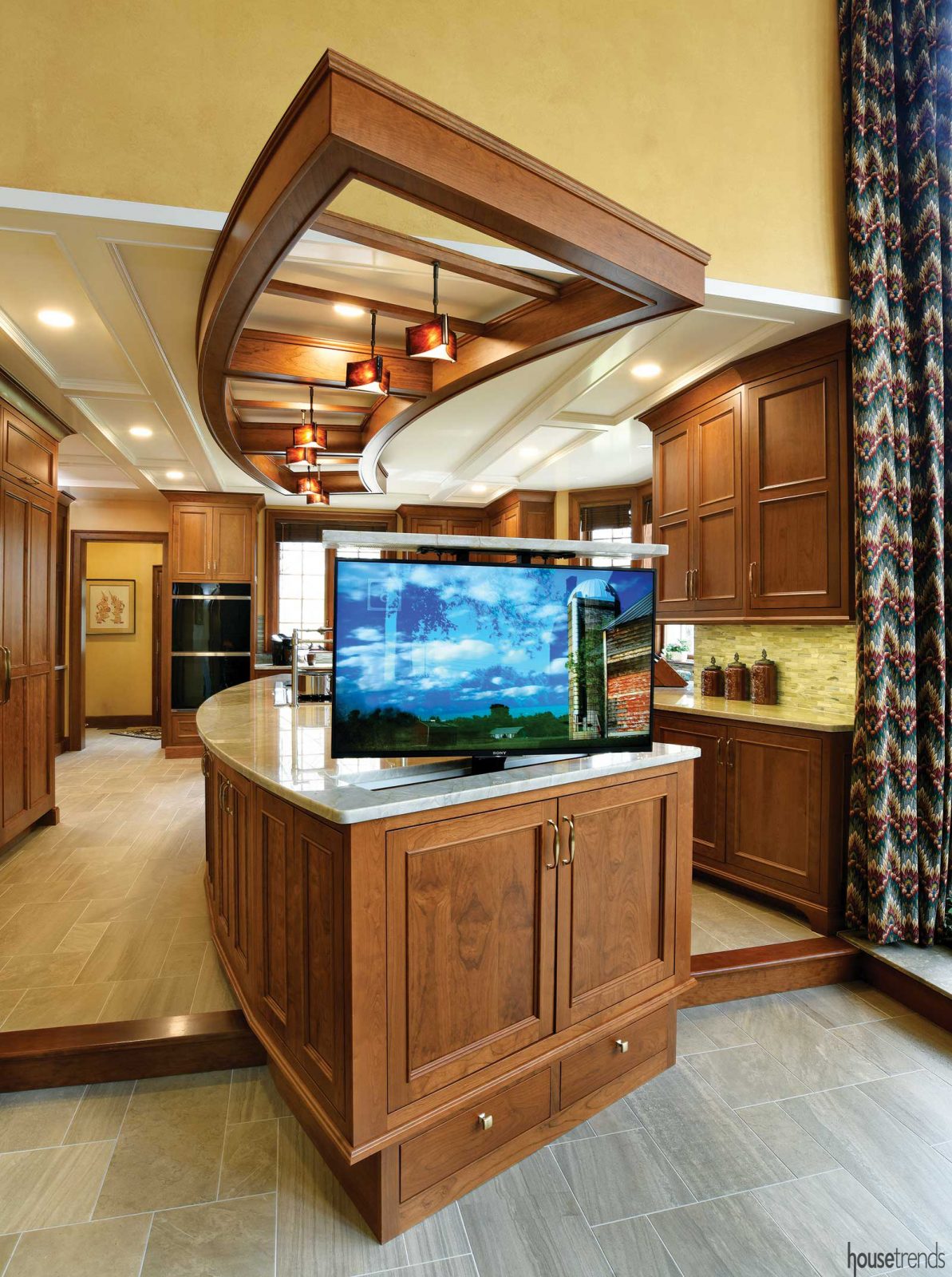 Kitchen remodel has curve appeal in Upper Arlington