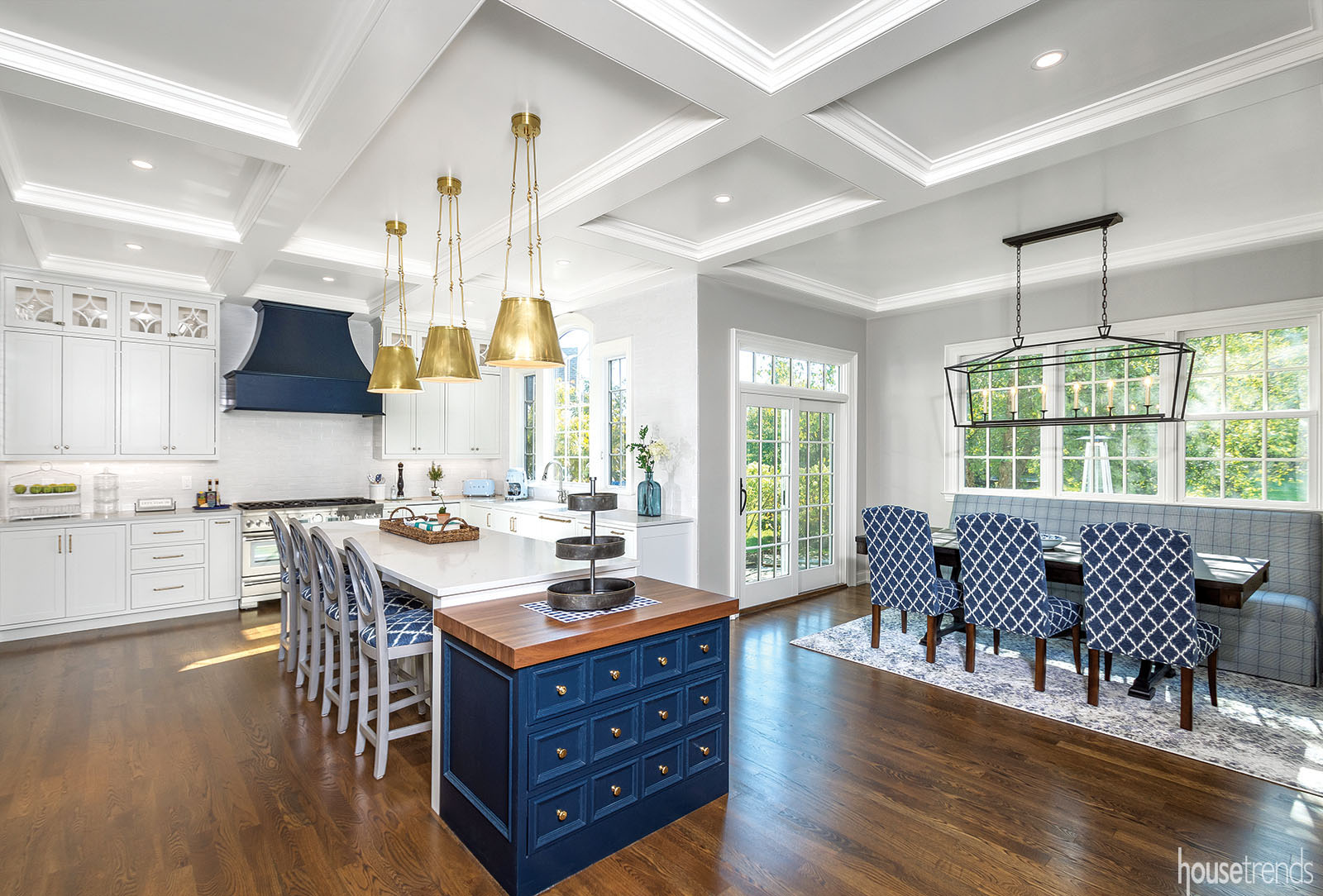 Dublin, Ohio kitchen is fresh, open and elegant in this kitchen remodel